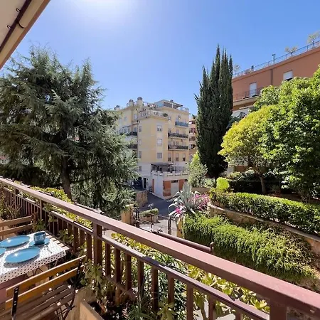 Gozzadini Apartmán *